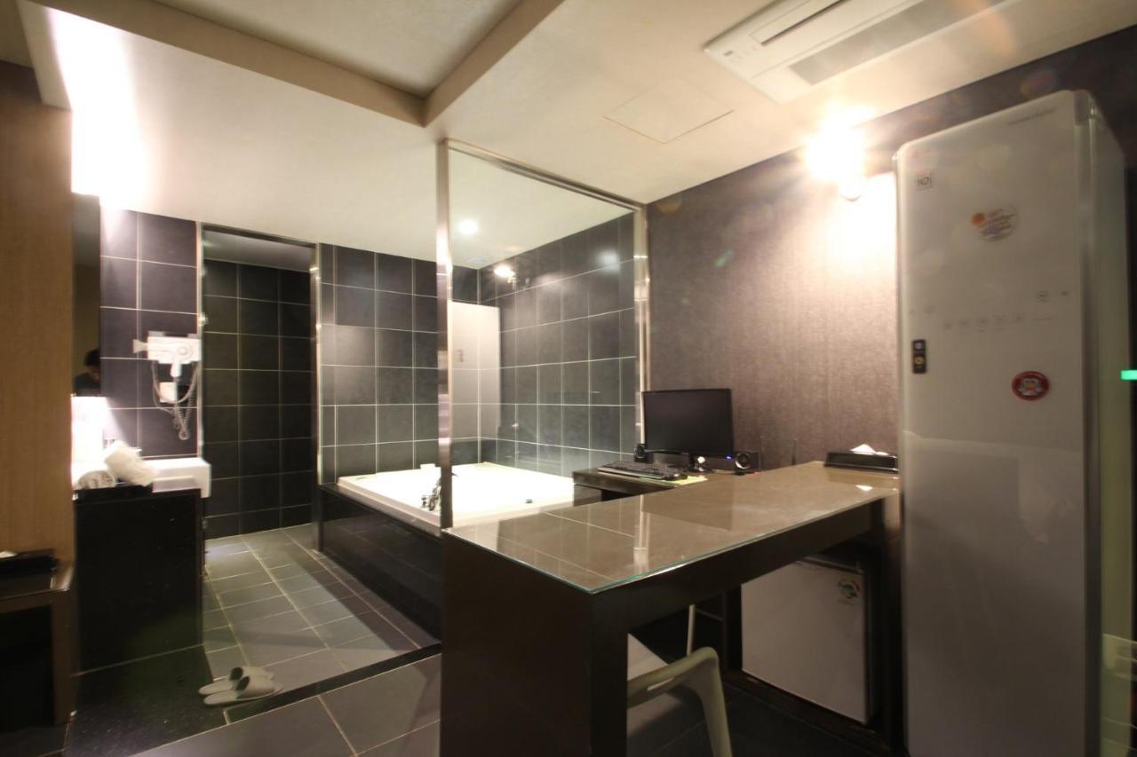 Haeundae Yeoubi Hotel Busan Ngoại thất bức ảnh